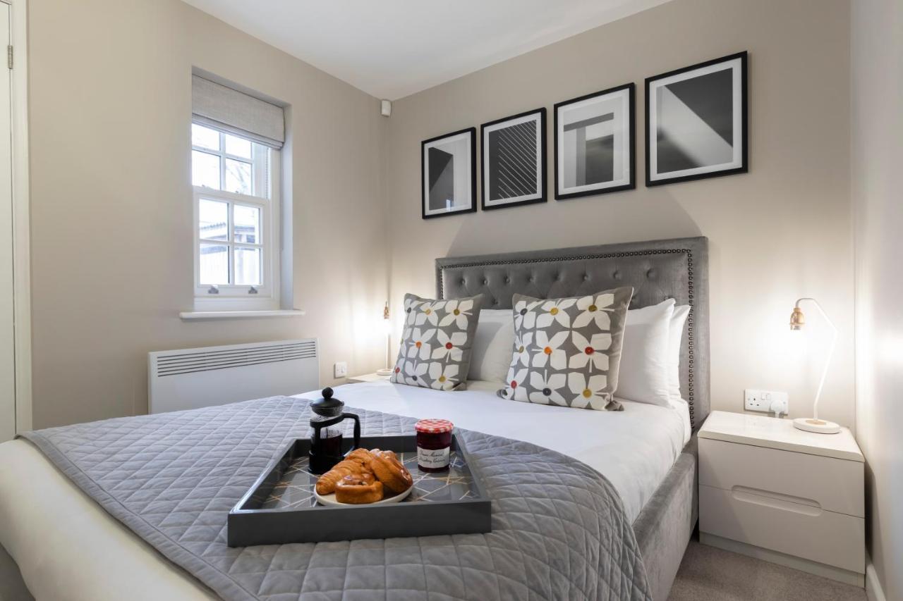 Elliot Oliver - 2 Bedroom Garden Apartment With Parking Cheltenham Ngoại thất bức ảnh
